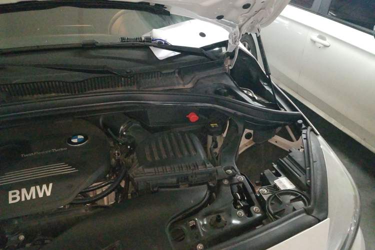Used BMW 2 Series Active Tourer 2016 218i Fashion Model Engine Bay Left