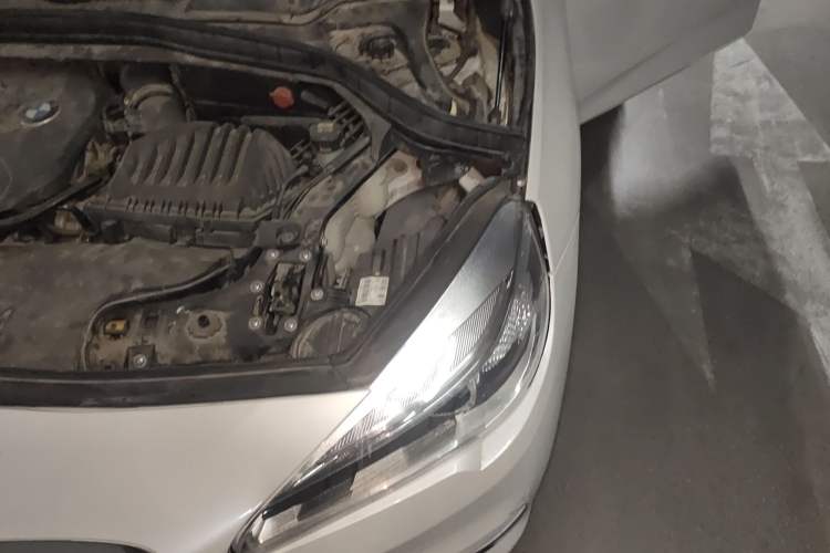 Used BMW 2 Series Active Tourer 2016 218i Sports Design Package Engine Bay Left