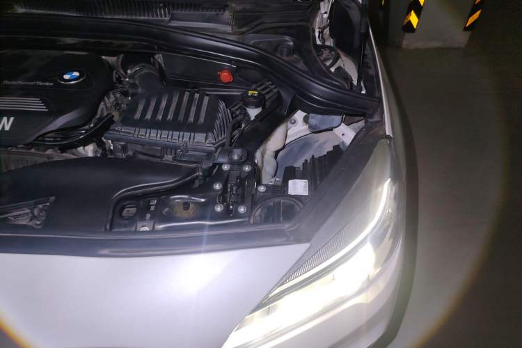 Used BMW 2 Series Active Tourer 2016 218i Sports Design Package Engine Bay Left