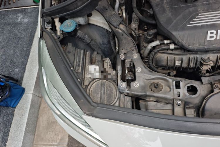 Used BMW 2 Series Active Tourer 2016 220i Luxury Edition Engine Bay Right