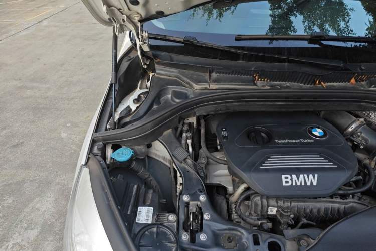Used BMW 2 Series Active Tourer 2016 218i Fashion Model Engine Bay Right