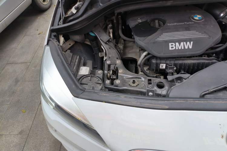 Used BMW 2 Series Active Tourer 2016 218i Fashion Model Engine Bay Right