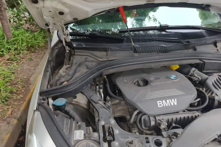 Used BMW 2 Series Active Tourer 2016 218i Sports Design Package Engine Bay Right