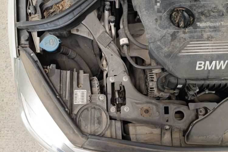 Used BMW 2 Series Active Tourer 2016 218i Sports Design Package Engine Bay Right