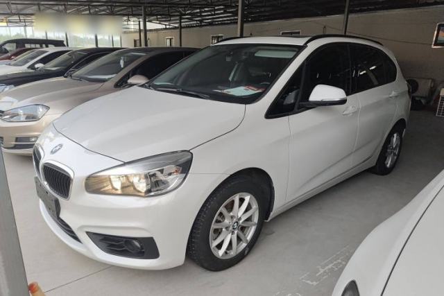Ojetý BMW 2 Series Active Tourer 2016 218i Fashion Model