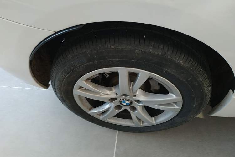 Used BMW 2 Series Active Tourer 2016 218i Leading Model Exterior 2