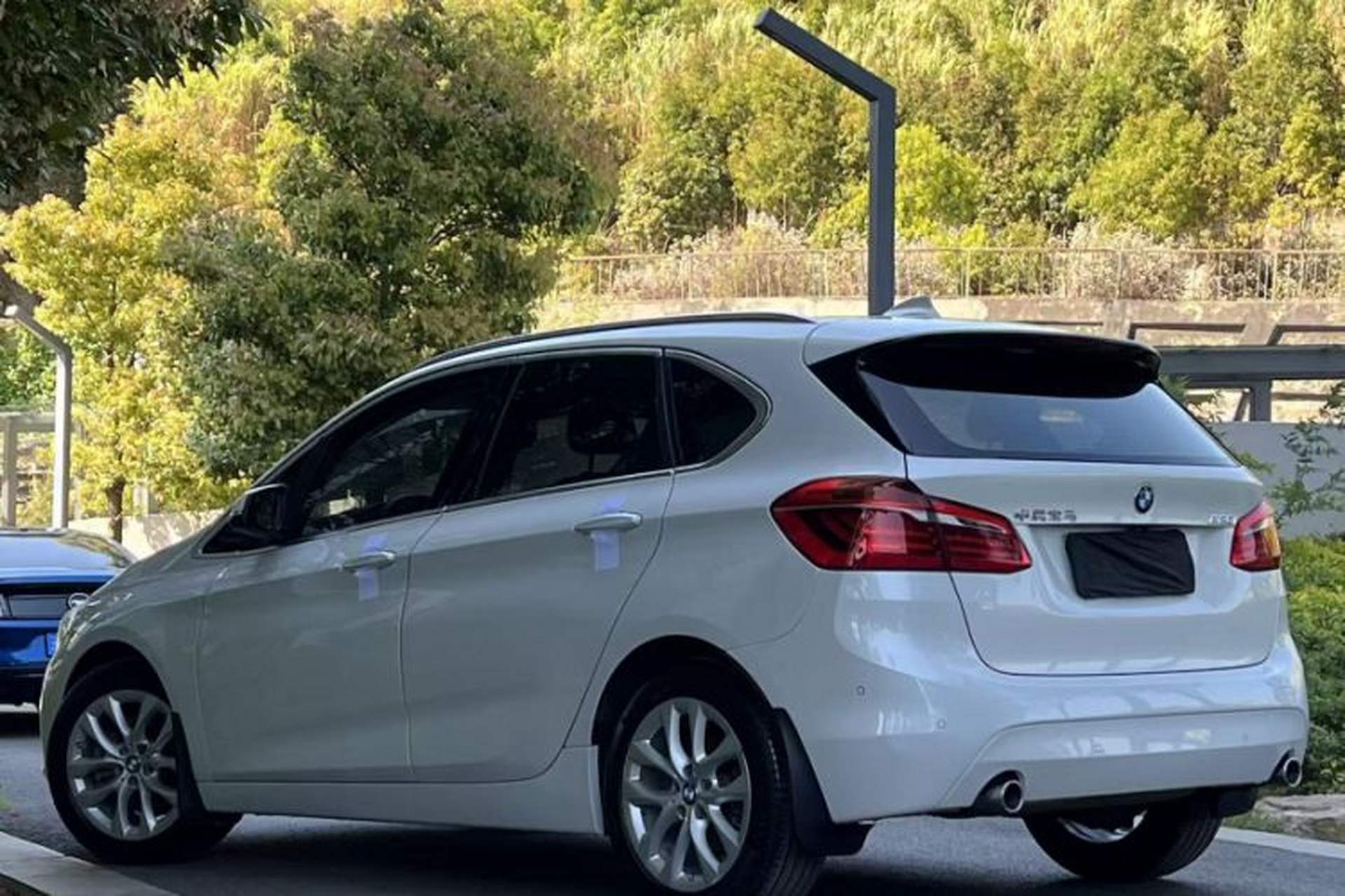Used BMW 2 Series Active Tourer 2016 220i Luxury Edition Exterior 2