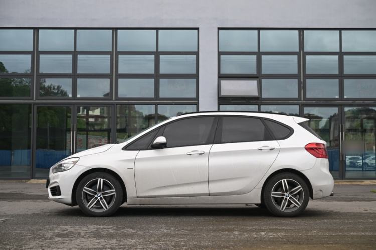 Used BMW 2 Series Active Tourer 2016 218i Sports Design Package Exterior 3