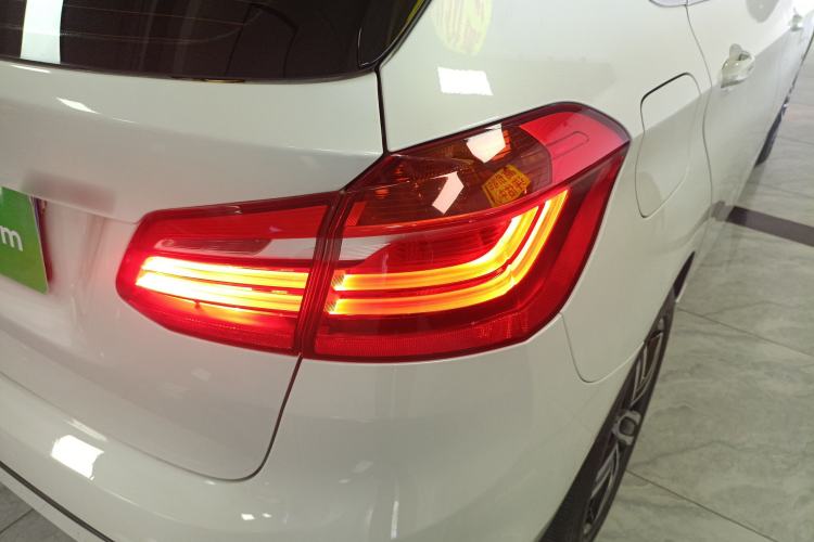 Used BMW 2 Series Active Tourer 2016 218i Sports Design Package Exterior 3