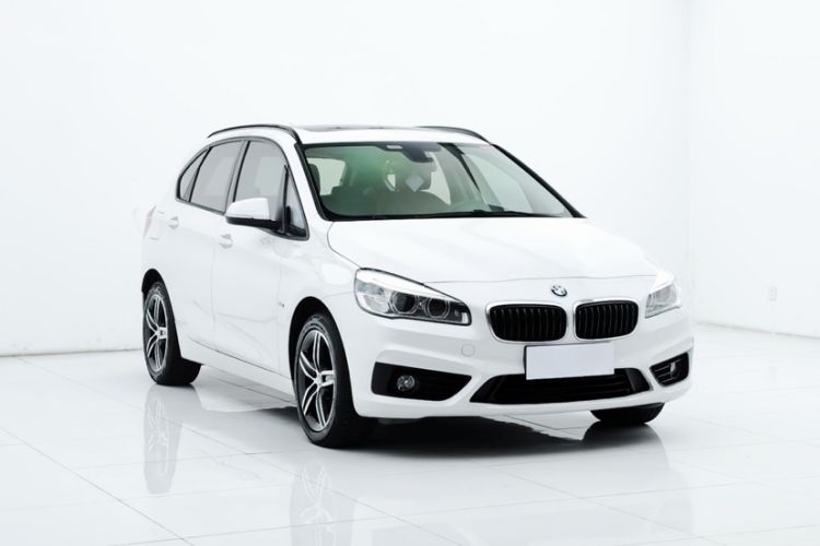 Used BMW 2 Series Active Tourer 2016 218i Sports Design Package Exterior 3