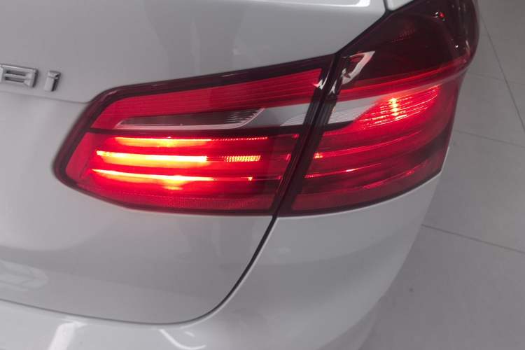 Used BMW 2 Series Active Tourer 2016 218i Fashion Model Exterior 3