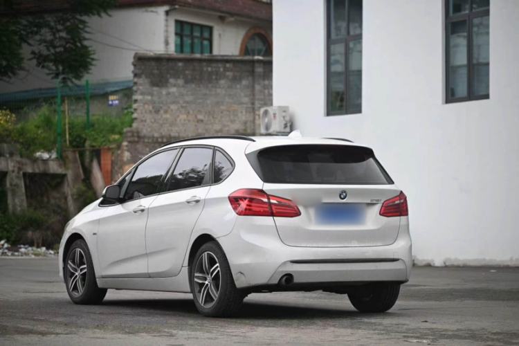 Used BMW 2 Series Active Tourer 2016 218i Sports Design Package Exterior 4