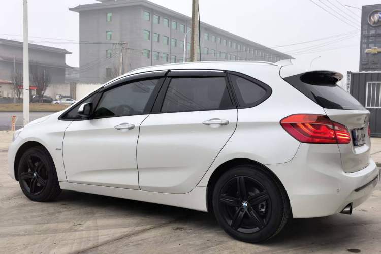 Used BMW 2 Series Active Tourer 2016 218i Sports Design Package Exterior 5