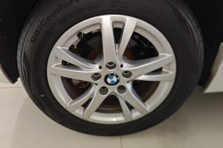 Used BMW 2 Series Active Tourer 2016 218i Leading Model Exterior 5