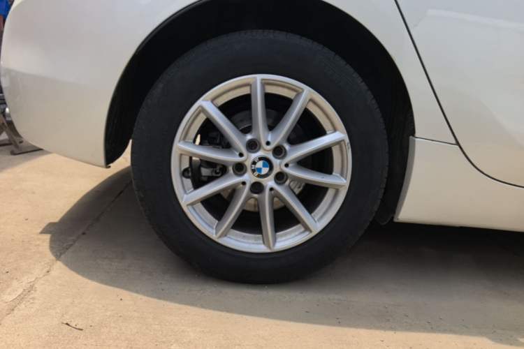 Used BMW 2 Series Active Tourer 2016 218i Fashion Model Exterior 5