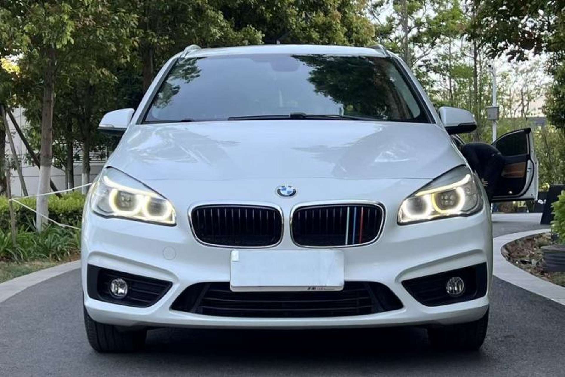 Used BMW 2 Series Active Tourer 2016 220i Luxury Edition Exterior 5