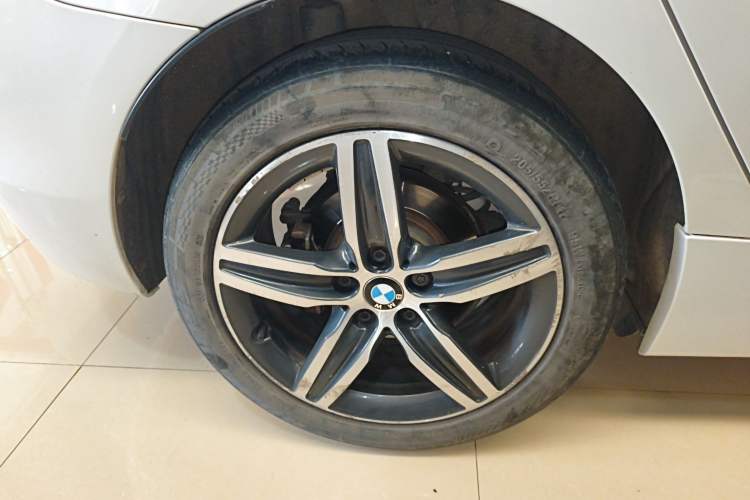 Used BMW 2 Series Active Tourer 2016 218i Sports Design Package Exterior 5