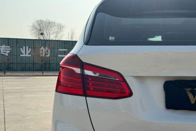 Used BMW 2 Series Active Tourer 2016 218i Fashion Model Exterior 9