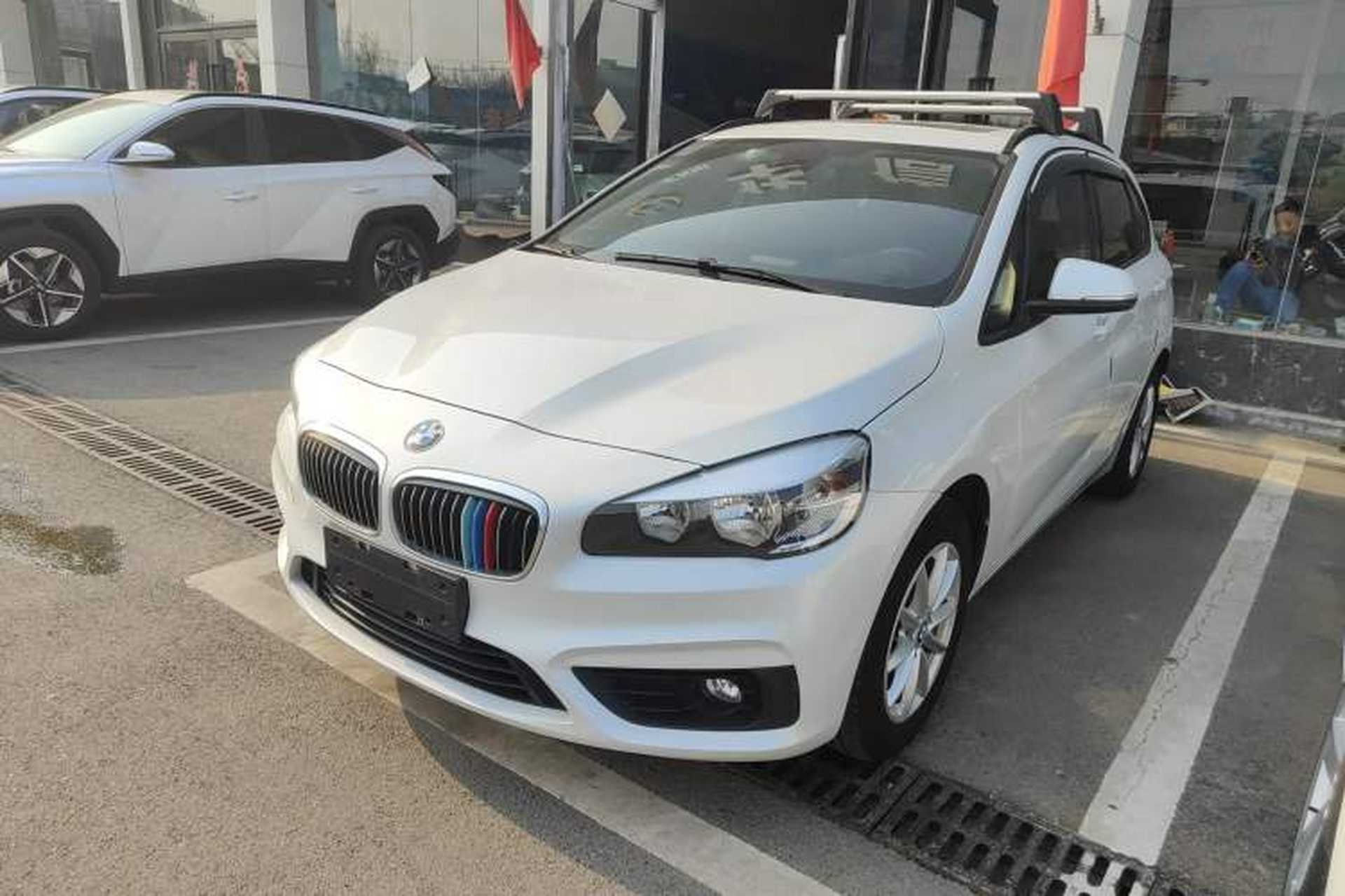 Used BMW 2 Series Active Tourer 2016 218i Fashion Model Front Left 45 Deg