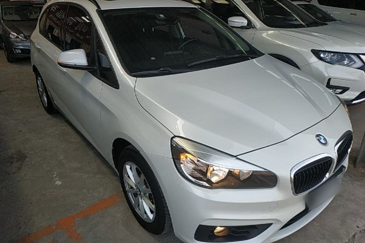 Used BMW 2 Series Active Tourer 2016 218i Fashion Model Front Right 45 Deg