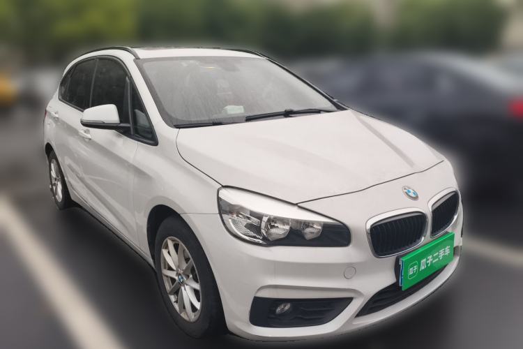 Used BMW 2 Series Active Tourer 2016 218i Fashion Model Front Right 45 Deg