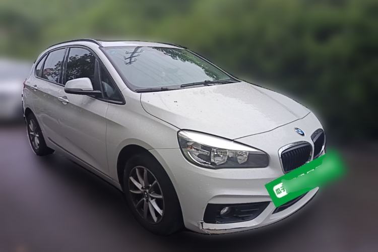 Used BMW 2 Series Active Tourer 2016 218i Fashion Model Front Right 45 Deg