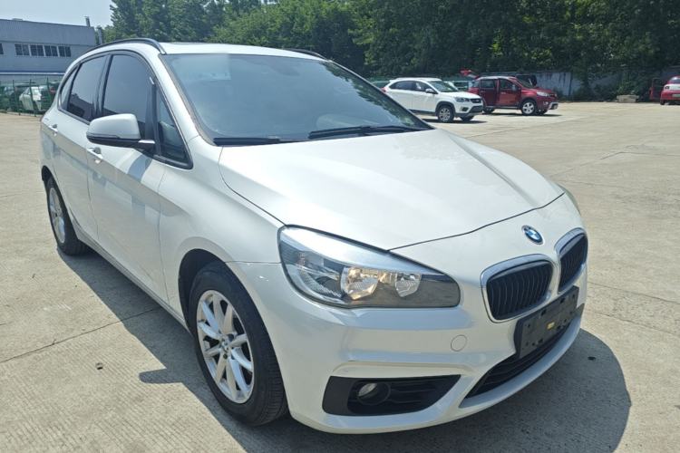 Used BMW 2 Series Active Tourer 2016 218i Fashion Model Front Right 45 Deg
