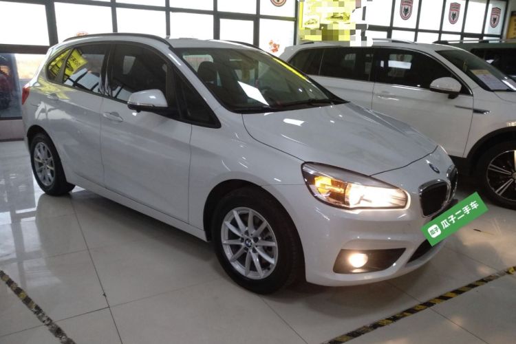 Used BMW 2 Series Active Tourer 2016 218i Fashion Model Front Right 45 Deg