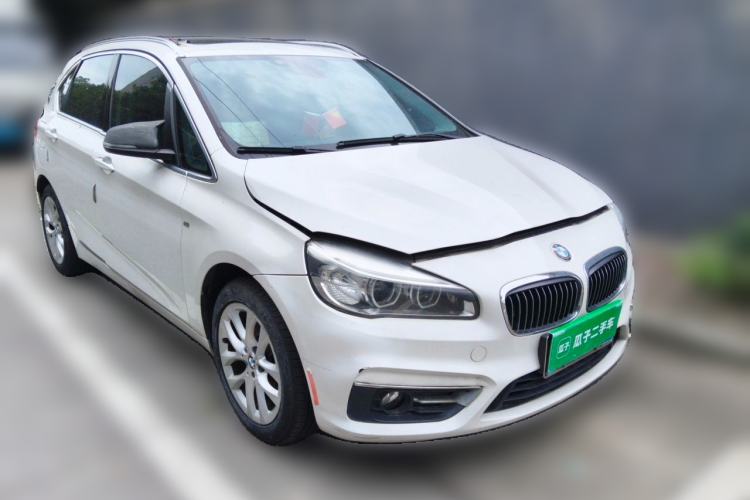 Used BMW 2 Series Active Tourer 2016 220i Luxury Edition Front Right 45 Deg
