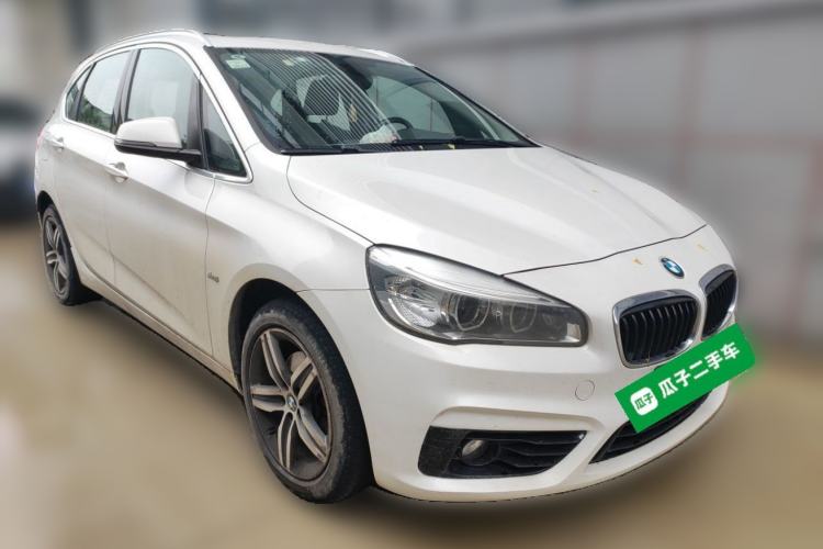 Used BMW 2 Series Active Tourer 2016 218i Sports Design Package Front Right 45 Deg