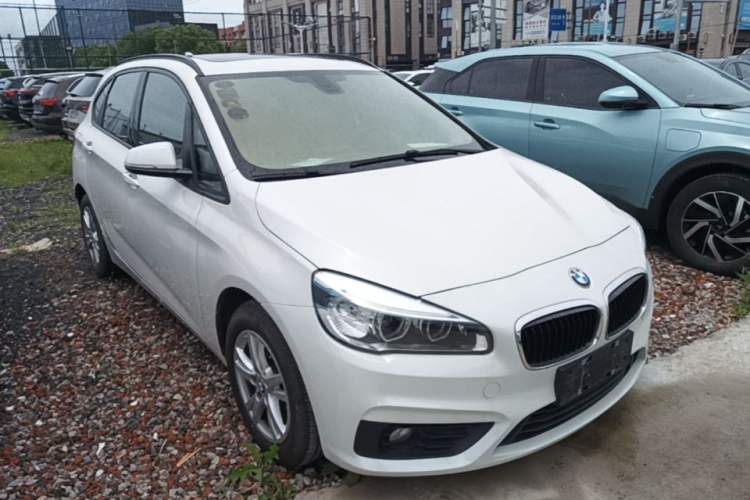 Used BMW 2 Series Active Tourer 2016 218i Leading Model Front Right 45 Deg