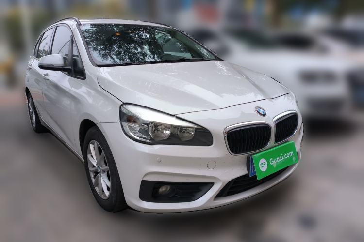 Used BMW 2 Series Active Tourer 2016 218i Fashion Model Front Right 45 Deg