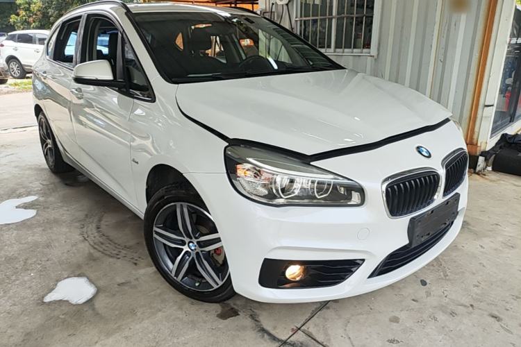 Used BMW 2 Series Active Tourer 2016 218i Sports Design Package Front Right 45 Deg