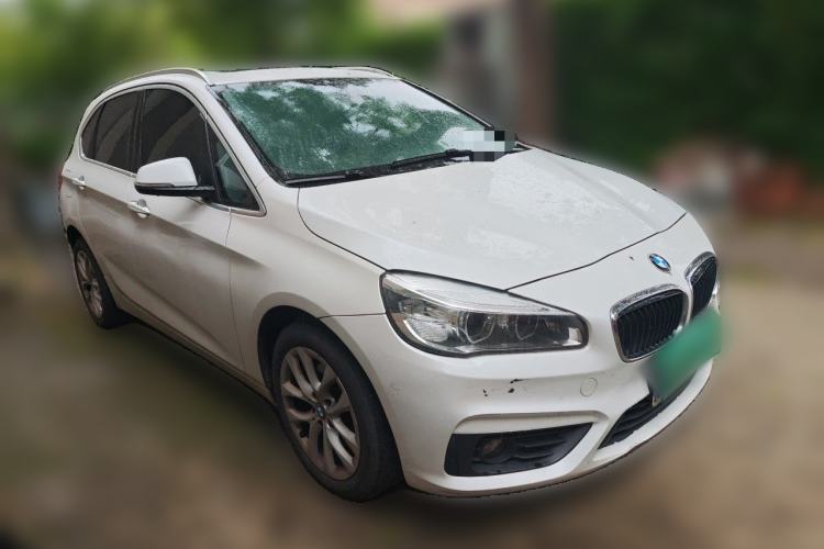 Used BMW 2 Series Active Tourer 2016 220i Luxury Edition Front Right 45 Deg