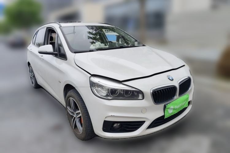 Used BMW 2 Series Active Tourer 2016 218i Sports Design Package Front Right 45 Deg