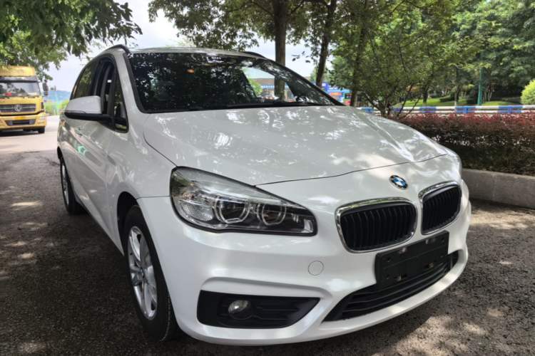 Used BMW 2 Series Active Tourer 2016 218i Leading Model Front Right 45 Deg