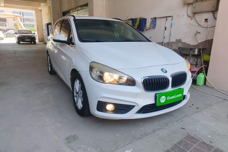Used BMW 2 Series Active Tourer 2016 218i Fashion Model Front Right 45 Deg