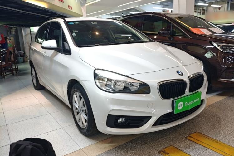 Used BMW 2 Series Active Tourer 2016 218i Fashion Model Front Right 45 Deg