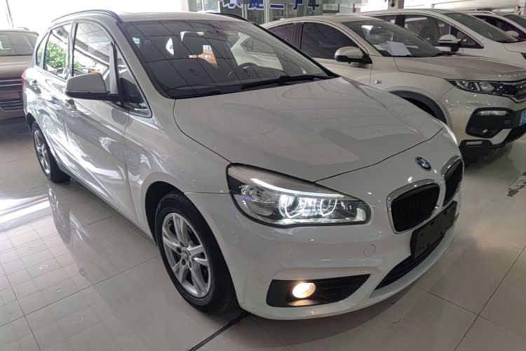 Used BMW 2 Series Active Tourer 2016 218i Leading Model Front Right 45 Deg