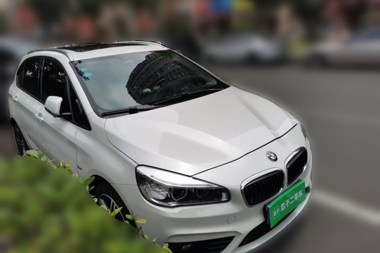 Used BMW 2 Series Active Tourer 2016 218i Sports Design Package Front Right 45 Deg