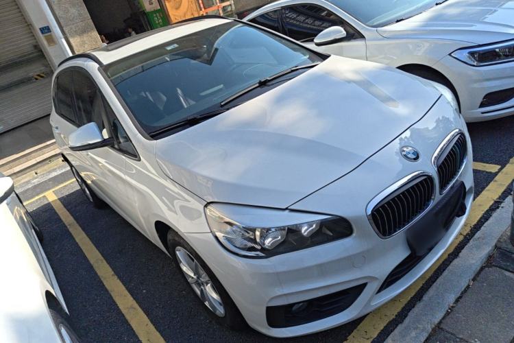 Used BMW 2 Series Active Tourer 2016 218i Fashion Model Front Right 45 Deg