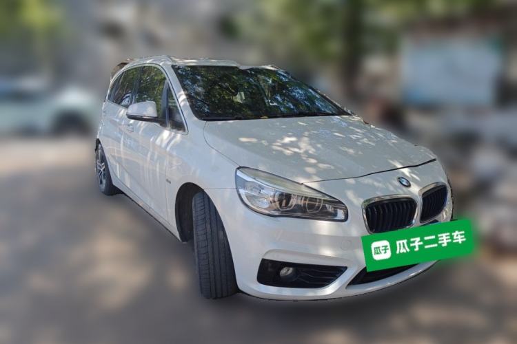 Used BMW 2 Series Active Tourer 2016 218i Sports Design Package Front Right 45 Deg