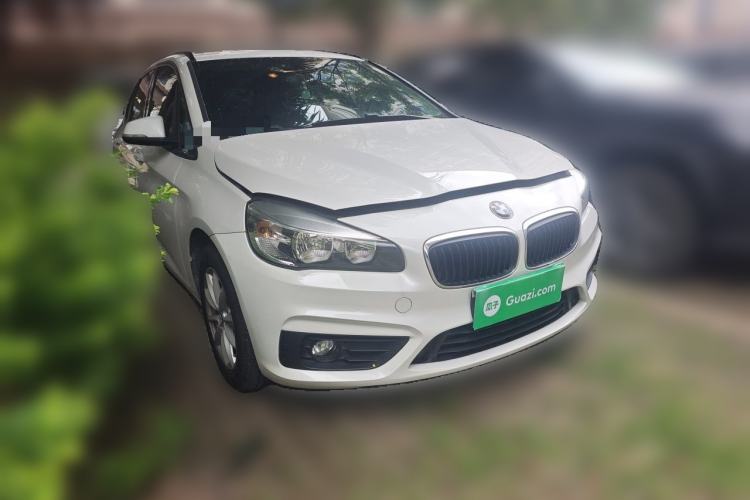 Used BMW 2 Series Active Tourer 2016 218i Fashion Model Front Right 45 Deg