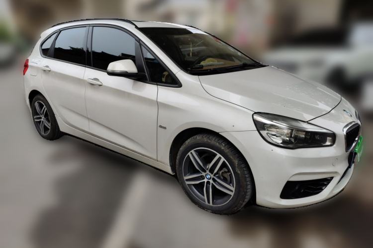 Used BMW 2 Series Active Tourer 2016 218i Sports Design Package Front Right 45 Deg