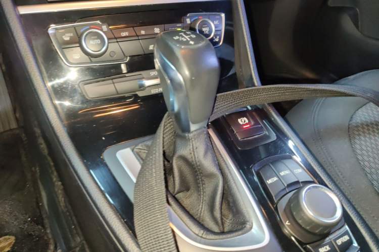 Used BMW 2 Series Active Tourer 2016 218i Leading Model Gear Lever