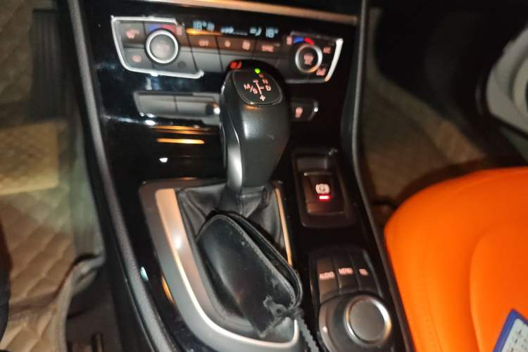 Used BMW 2 Series Active Tourer 2016 218i Leading Model Gear Lever