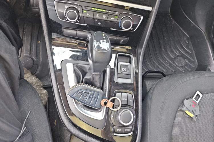 Used BMW 2 Series Active Tourer 2016 218i Fashion Model Gear Lever