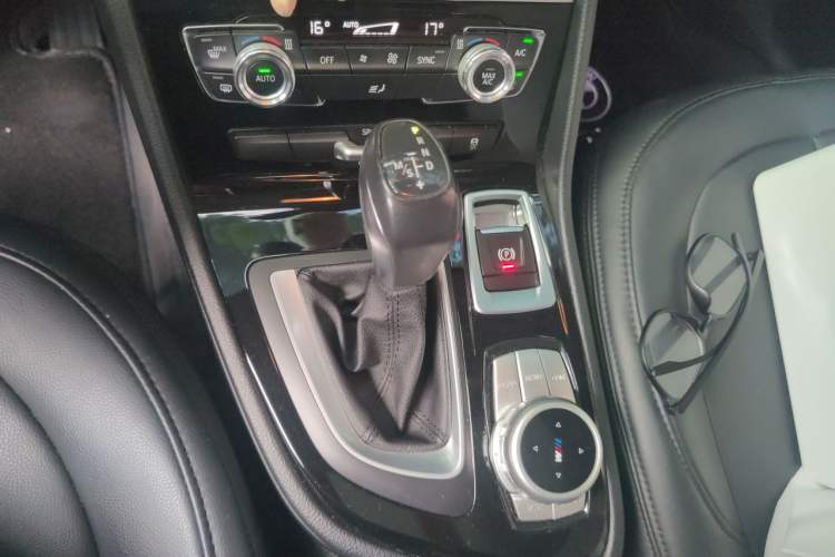 Used BMW 2 Series Active Tourer 2016 218i Leading Model Gear Lever
