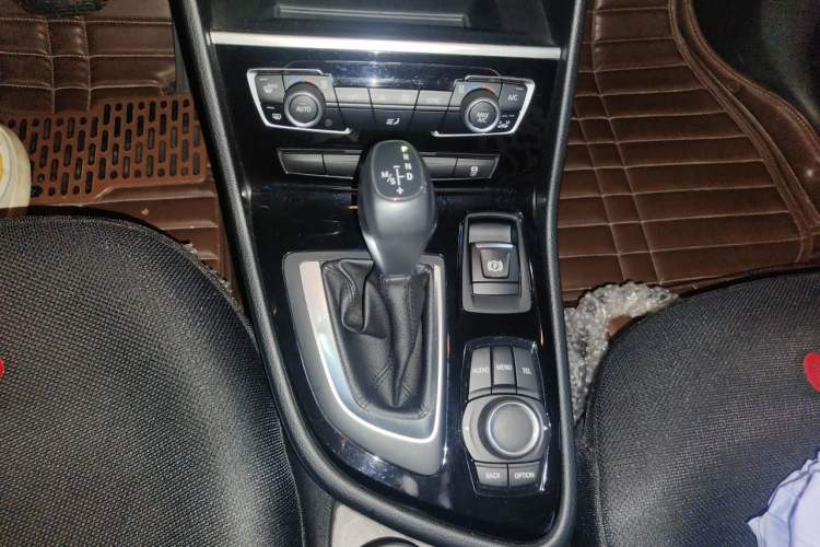 Used BMW 2 Series Active Tourer 2016 218i Leading Model Gear Lever