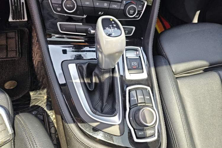 Used BMW 2 Series Active Tourer 2016 218i Sports Design Package Gear Lever